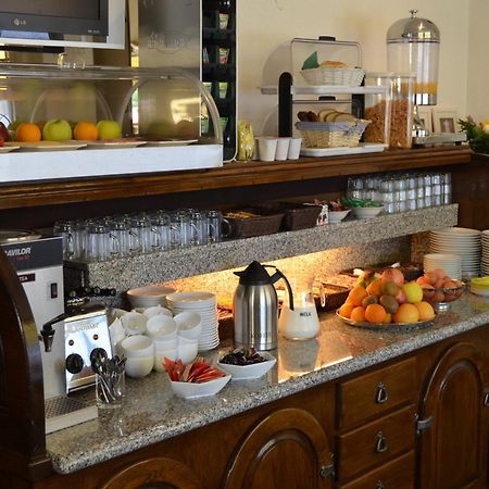 Hotel Stad En Land Алкмаар Екстериор снимка