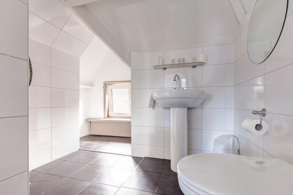 Hotel Stad En Land Алкмаар Екстериор снимка