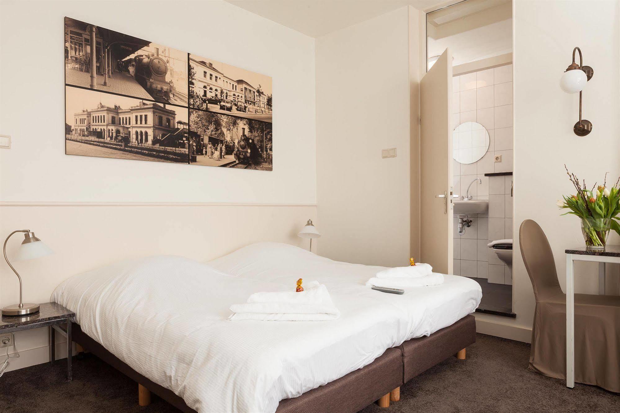 Hotel Stad En Land Алкмаар Екстериор снимка