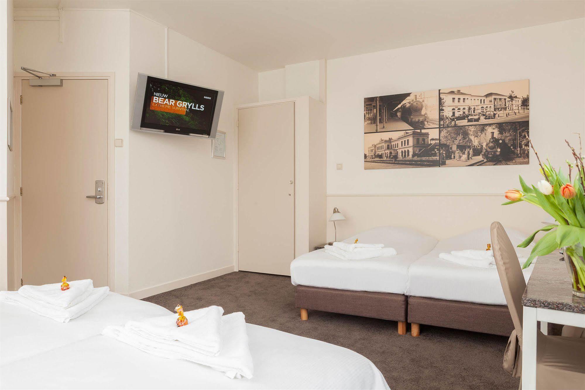 Hotel Stad En Land Алкмаар Екстериор снимка
